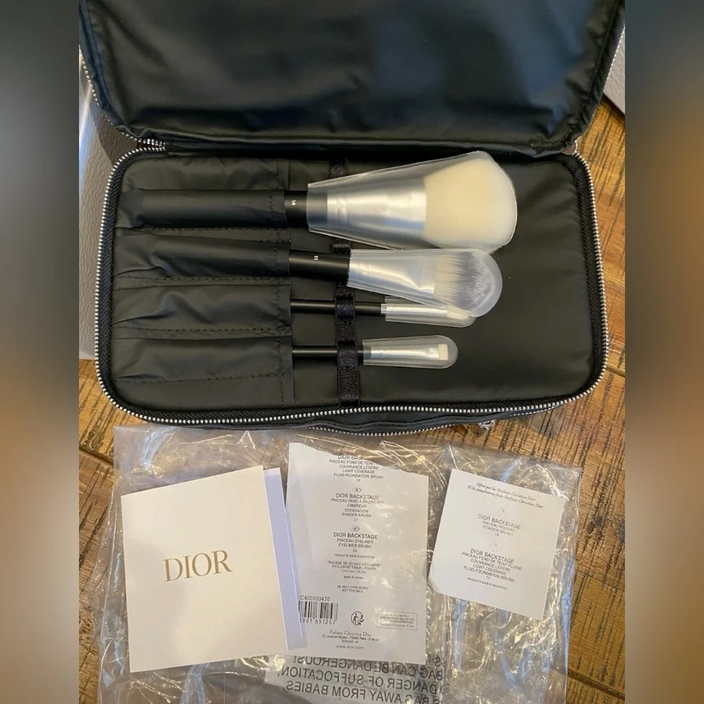 Dior Backstage VIP Luxury Makeup Brush Set Four 4-piece Case & Gift Box